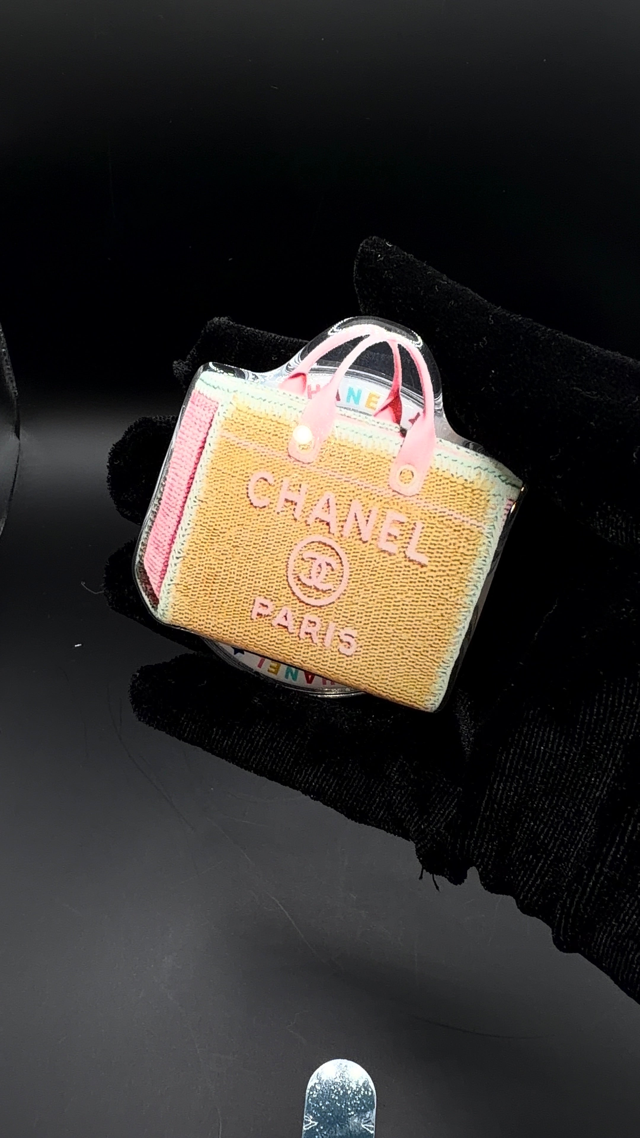 Pink Chanel tote Popsocket