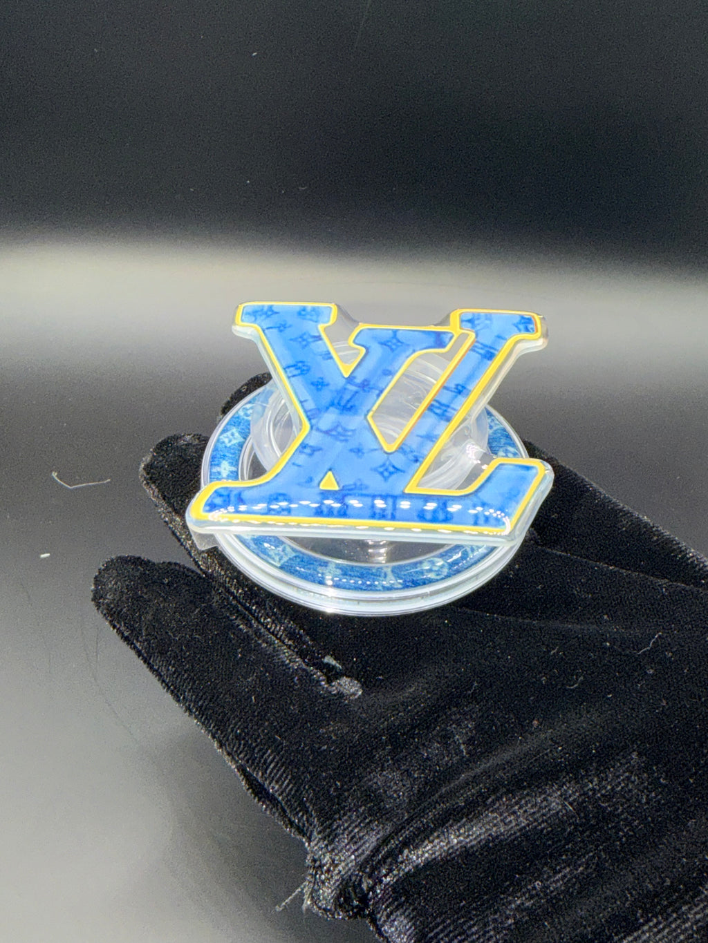LV Popsocket