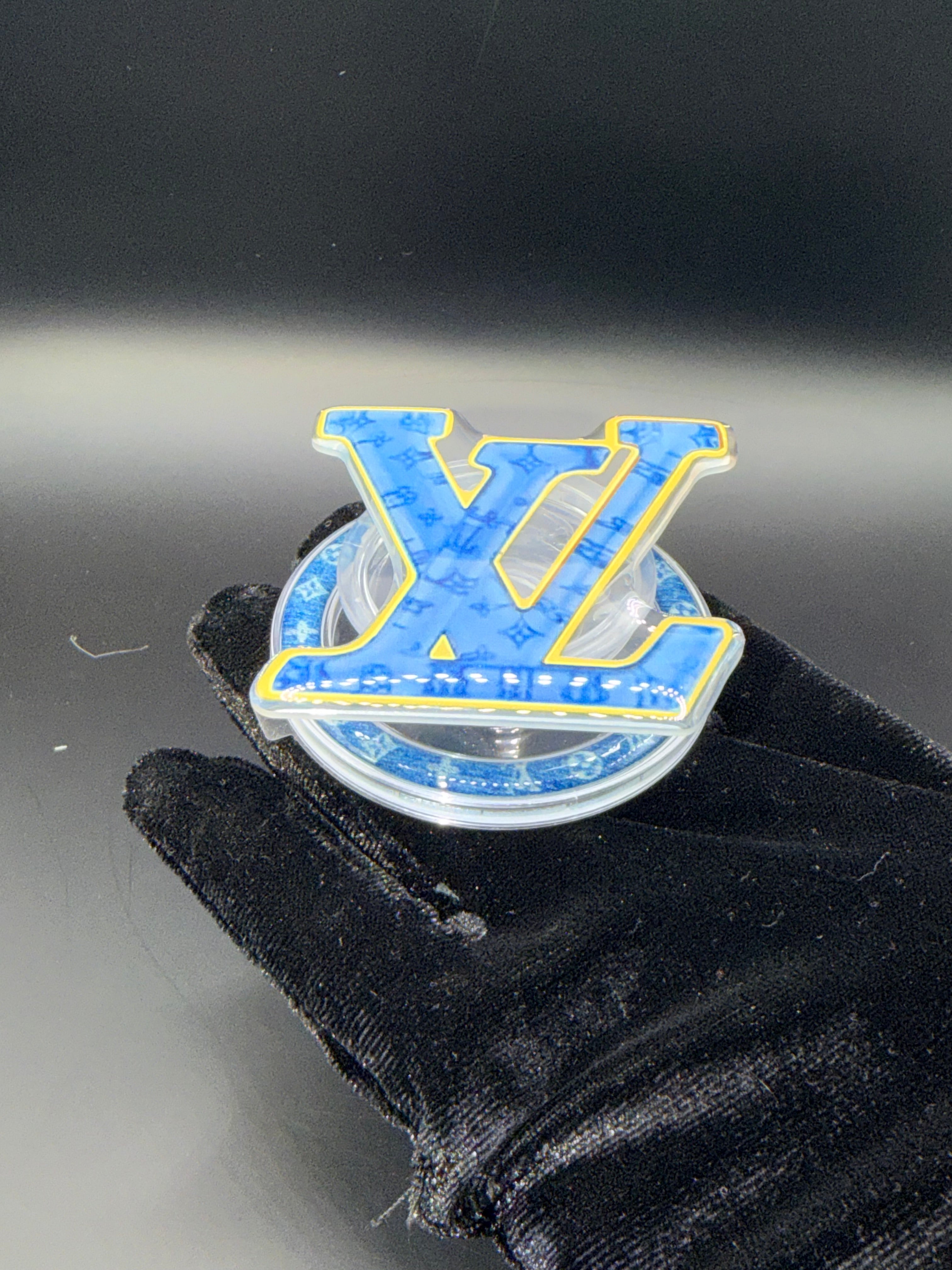 LV Popsocket