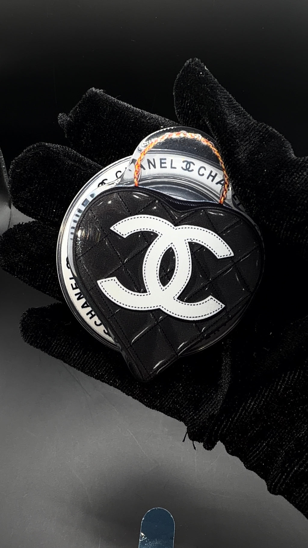 Black Chanel Heart Popsocket