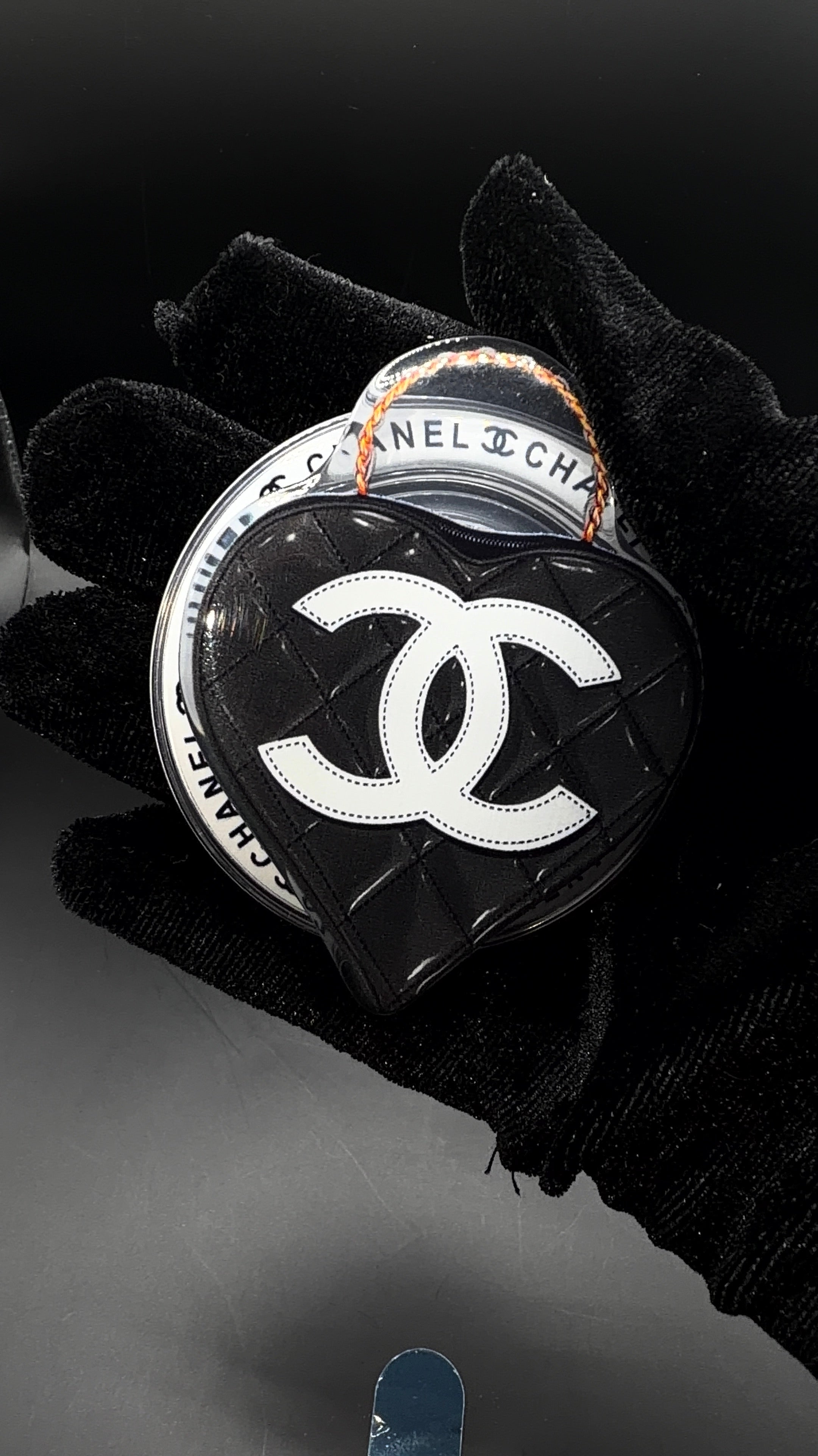 Black Chanel Heart Popsocket