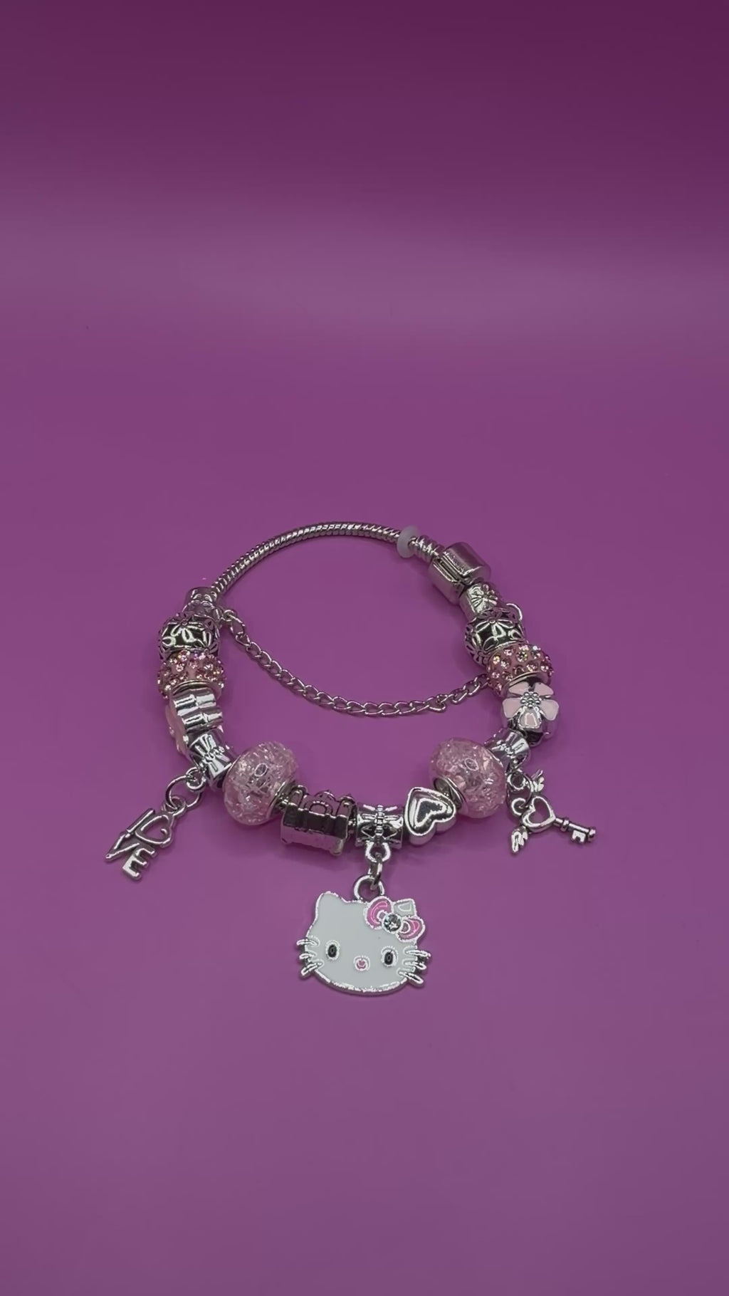 Hk love Bracelet 2